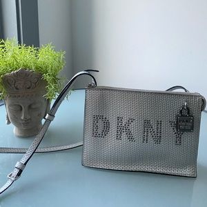 Women’s handbag DKNY